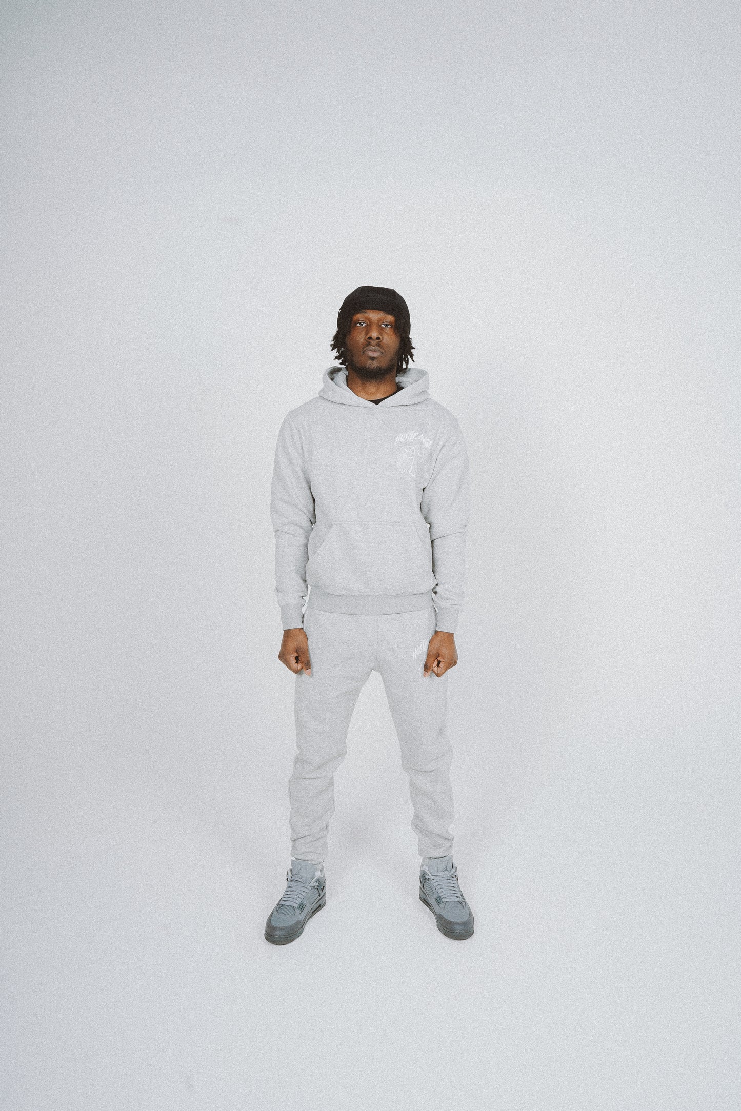 PRE ORDER - 001 GREY HUSTLEANGELS PULLOVER HOODIE