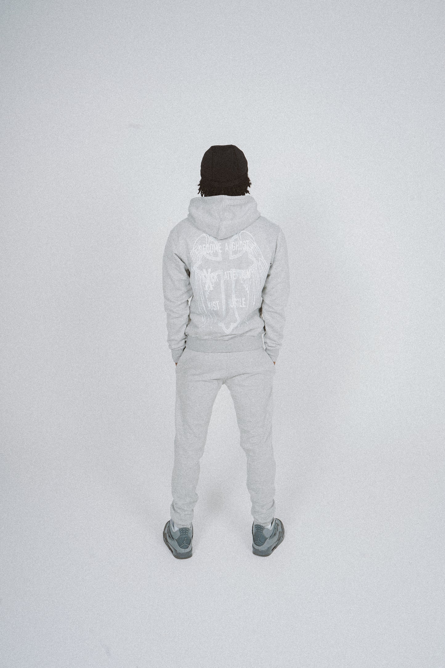 PRE ORDER - 001 GREY HUSTLEANGELS PULLOVER HOODIE